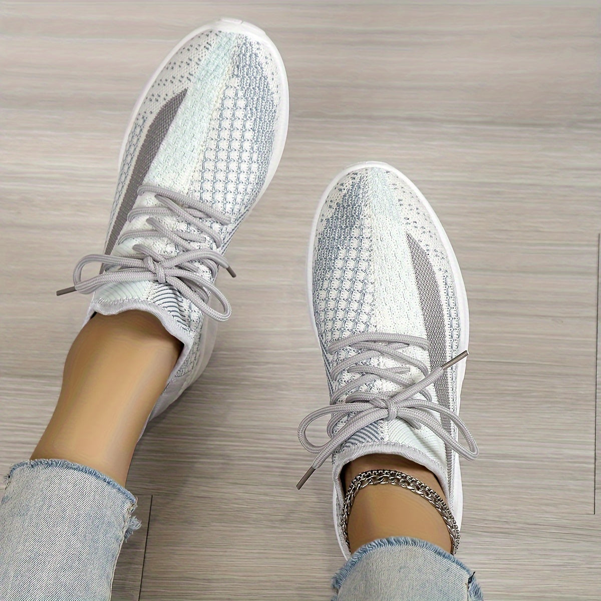 Women's Running Shoes Lace Up Sneakers Low Top Flat Non Slip Sport Shoes