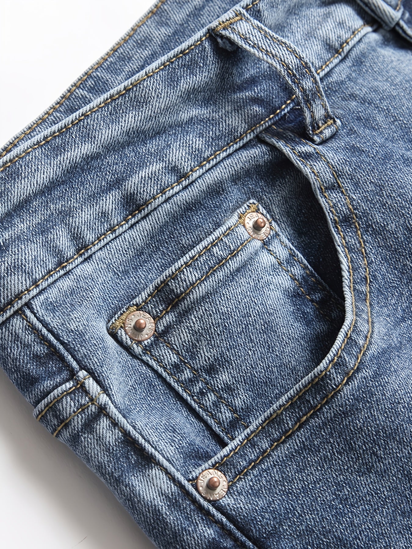 Men's Denim Jeans With Pockets