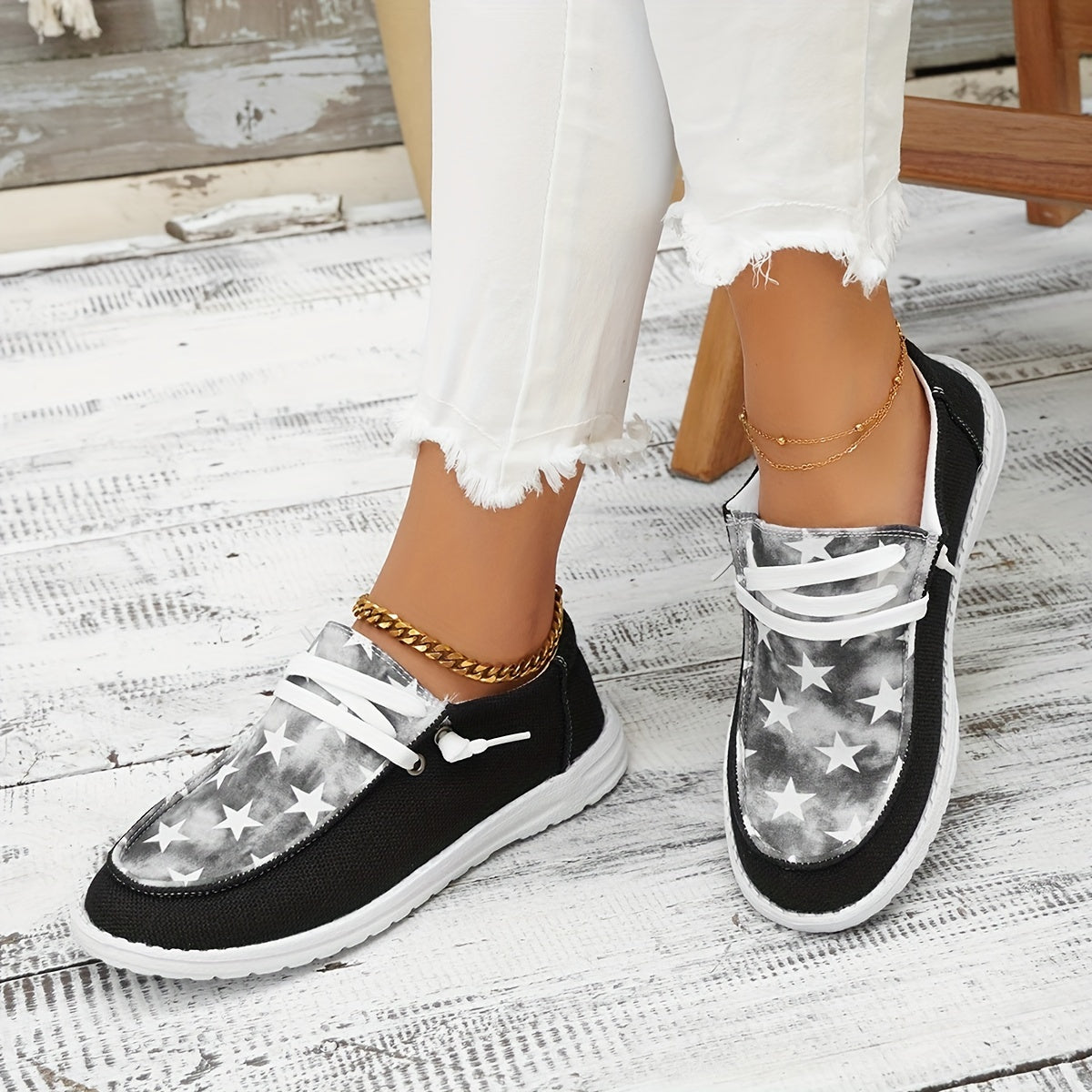 Women's Star Pattern Canvas Lace Up Shoes Lightweight Low Top Sneakers