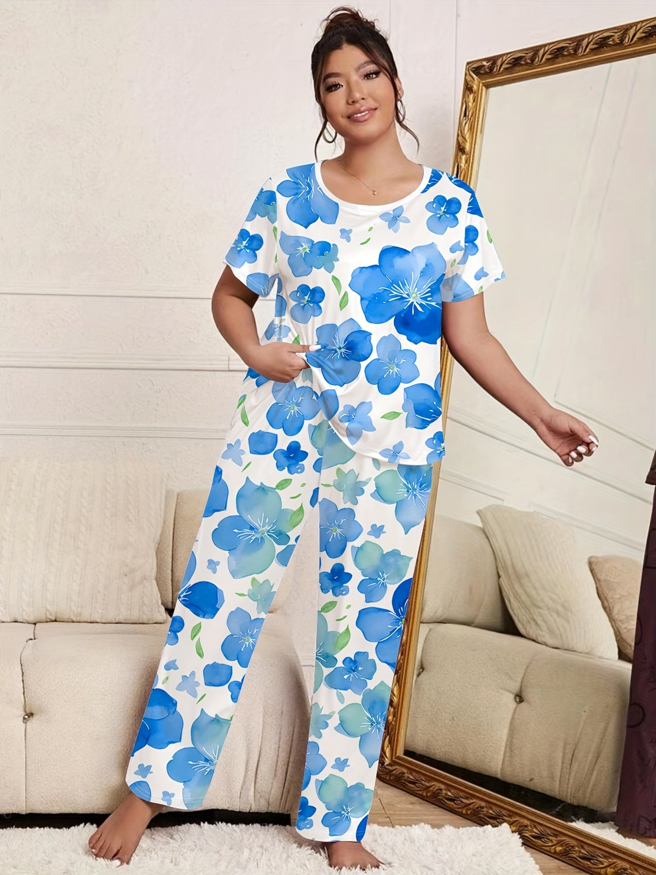 Floral Print Plus Size Pajama Set - Short Sleeve Round Neck T shirt & Pants