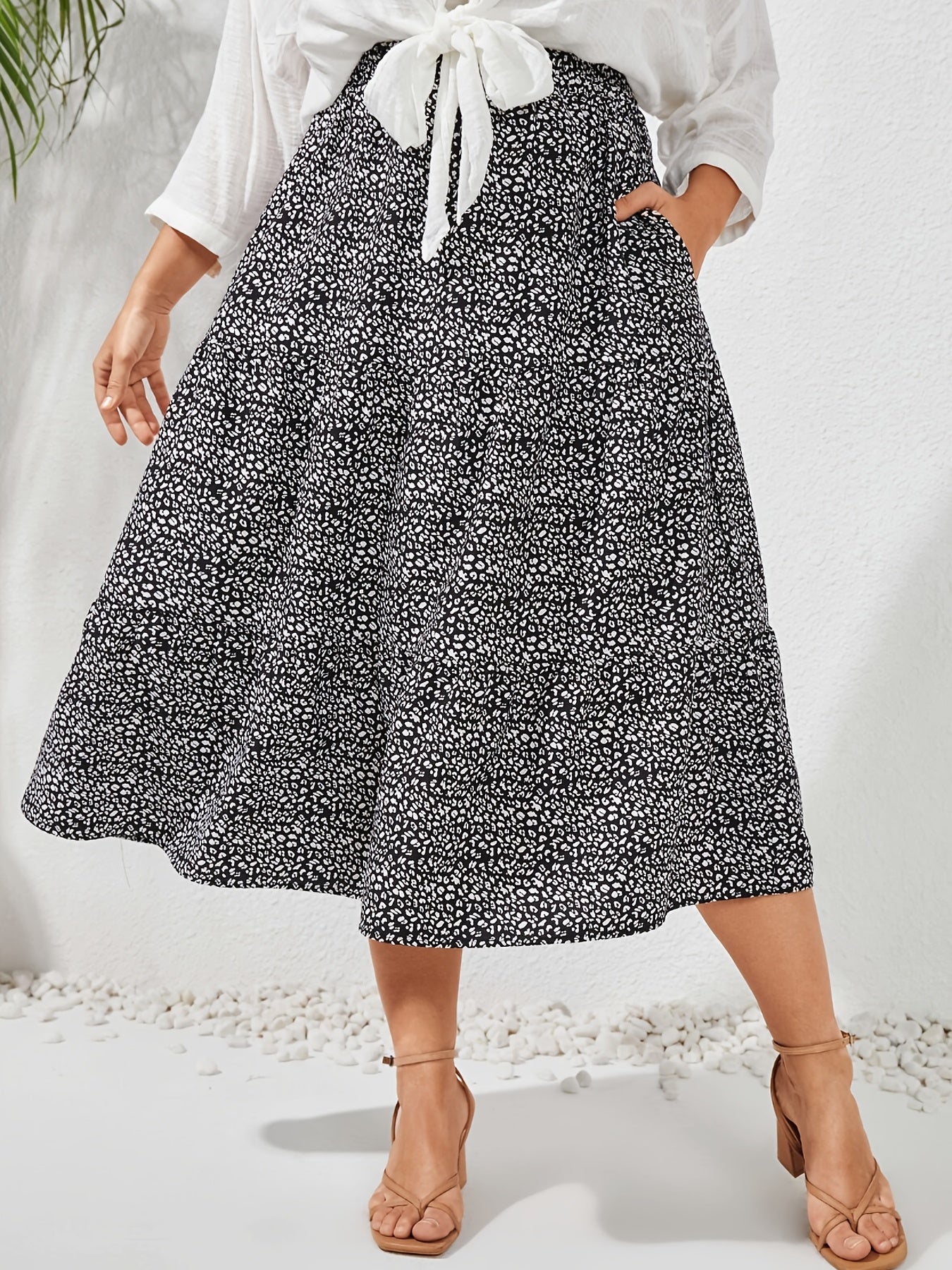 Women's Plus Dalmatian Print Maxi Skirt with Pockets