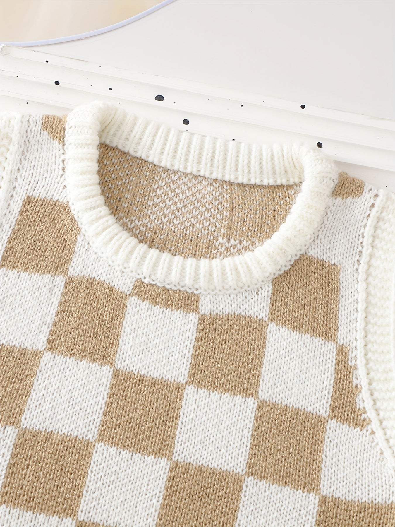 2pcs Baby Girls Checkerboard Knit Vest & Shorts Set