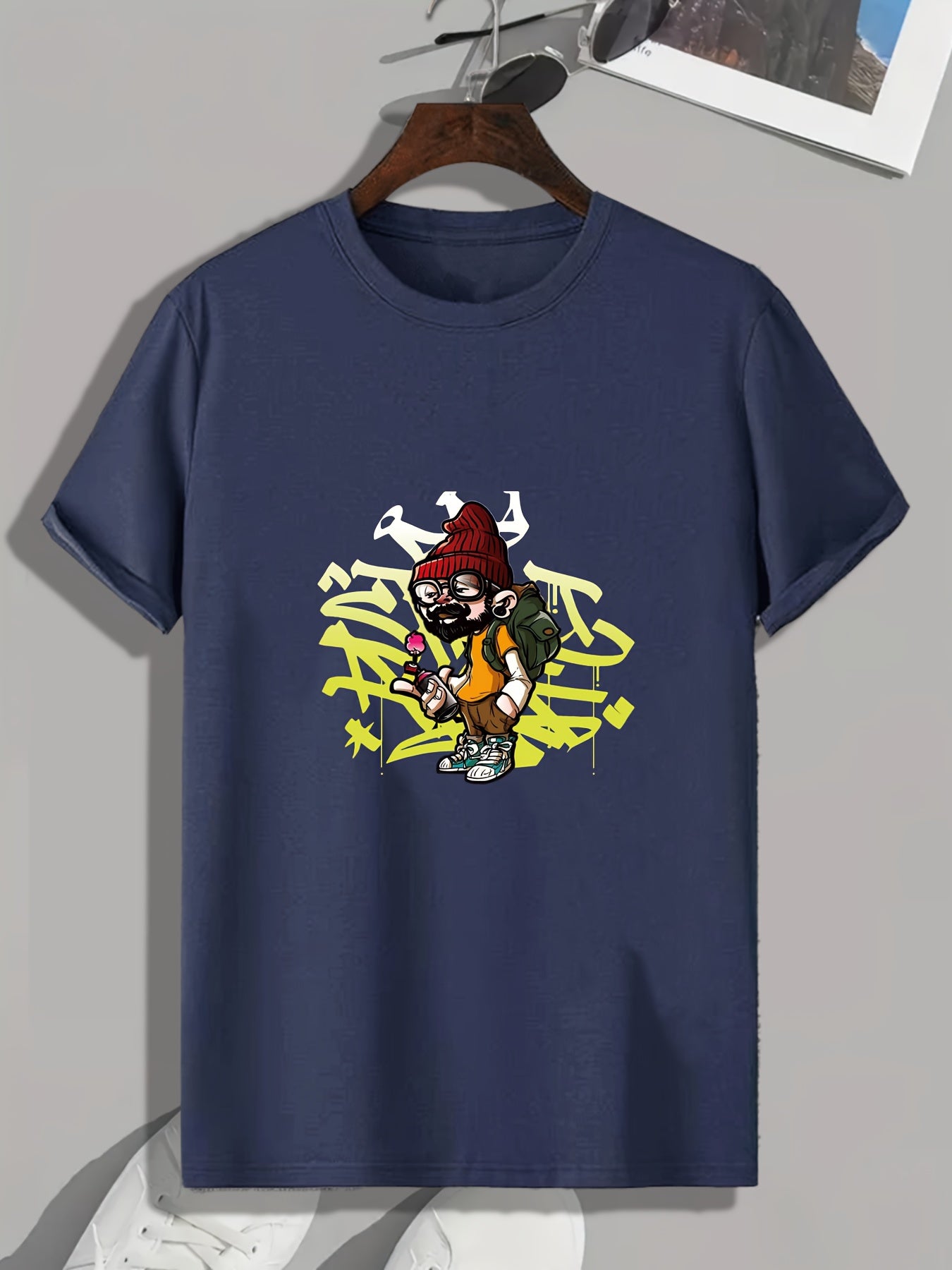 Cartoon Character Print Men's Graphic T-shirt for Summer