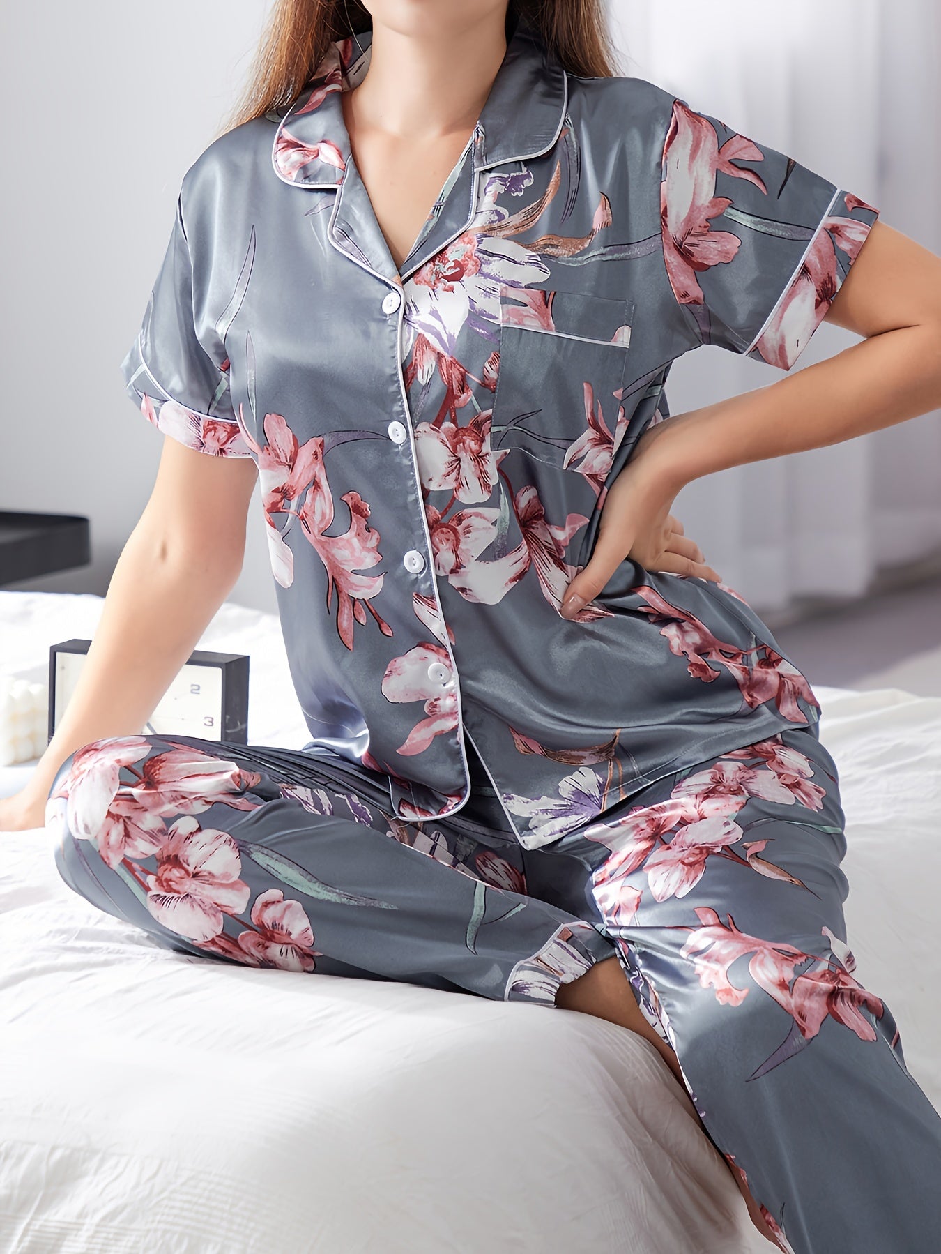 Floral Pajama Set Short Sleeve Top & Pants