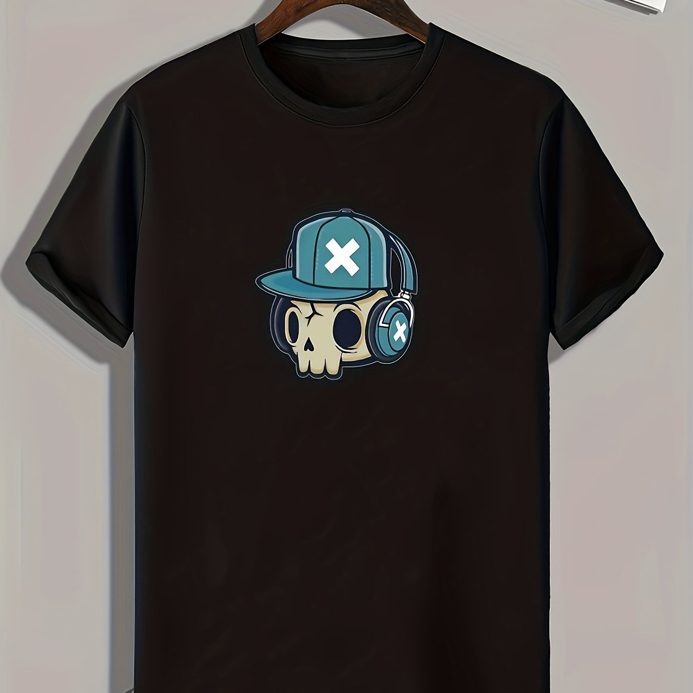 Skull Print Men's Graphic Tee for Summer