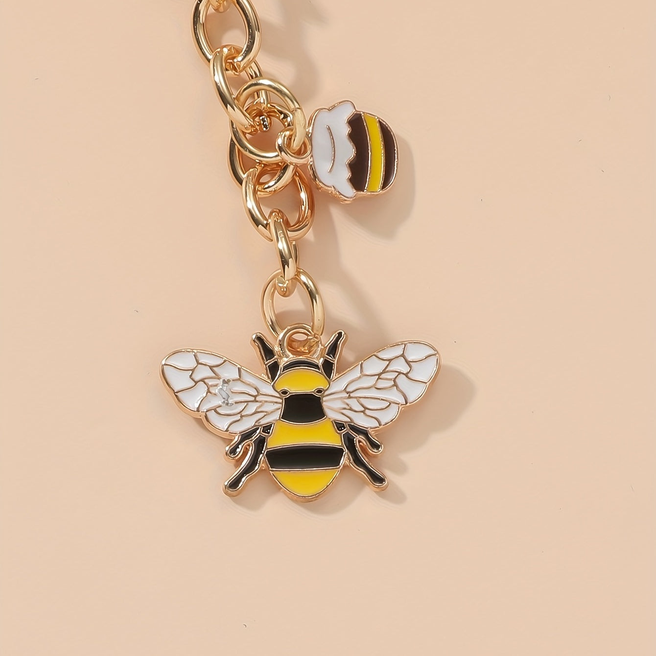 Bee Keychain Golden Chain Key Ring Pendant Ornament Women Girls