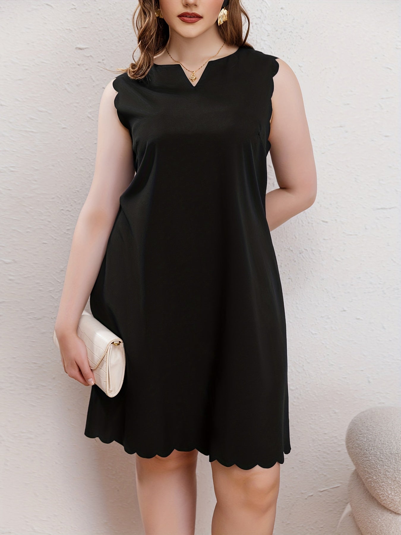 Cap Sleeve Scallop Trim Notched Neck Mini Dress