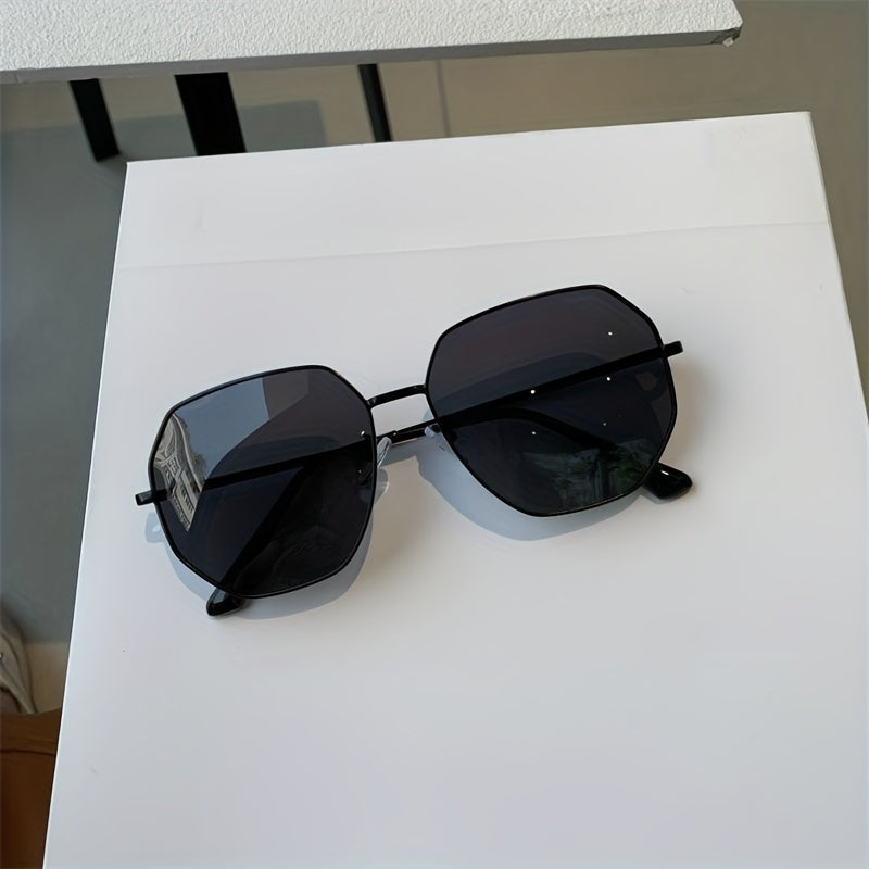 Polarized Polygon Metal Sunglasses for Men Women
