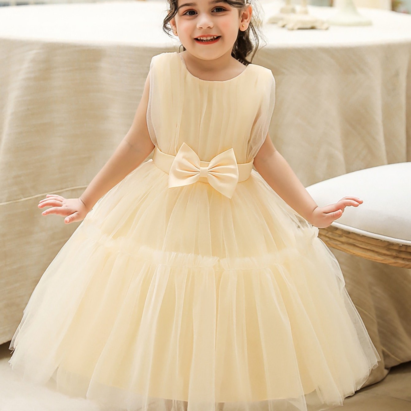 Girls Sleeveless Puffy Princess Dress with Tiara