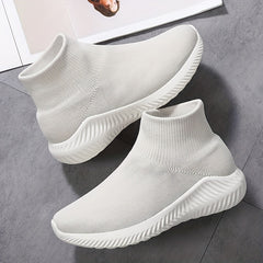 Breathable Slip On Running Shoes Women Lightweight Outdoor Sneakers