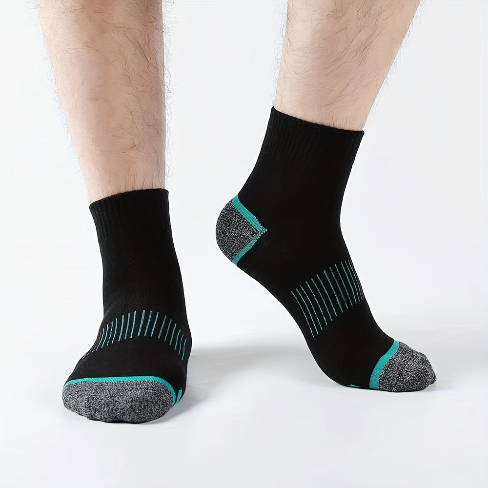 5 Pairs Men's Hiking Socks Moisture Wicking Soft Breathable