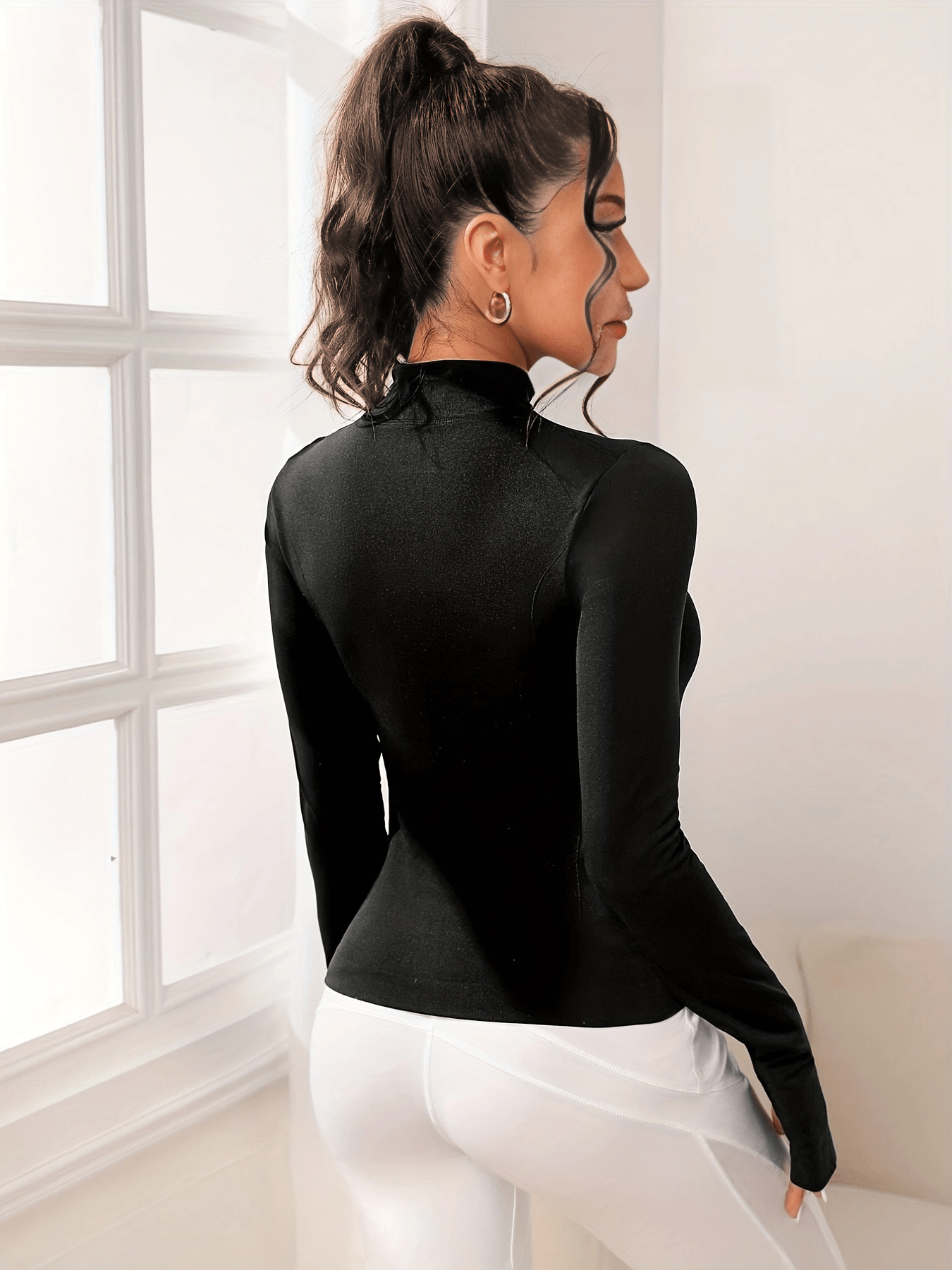 Seamless Women's Sports Jacket Slim Fit Stretchy Comfort Long Sleeve