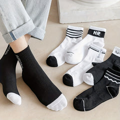 6 Pairs Men's Striped Crew Socks Breathable Casual Outdoor Unisex Socks