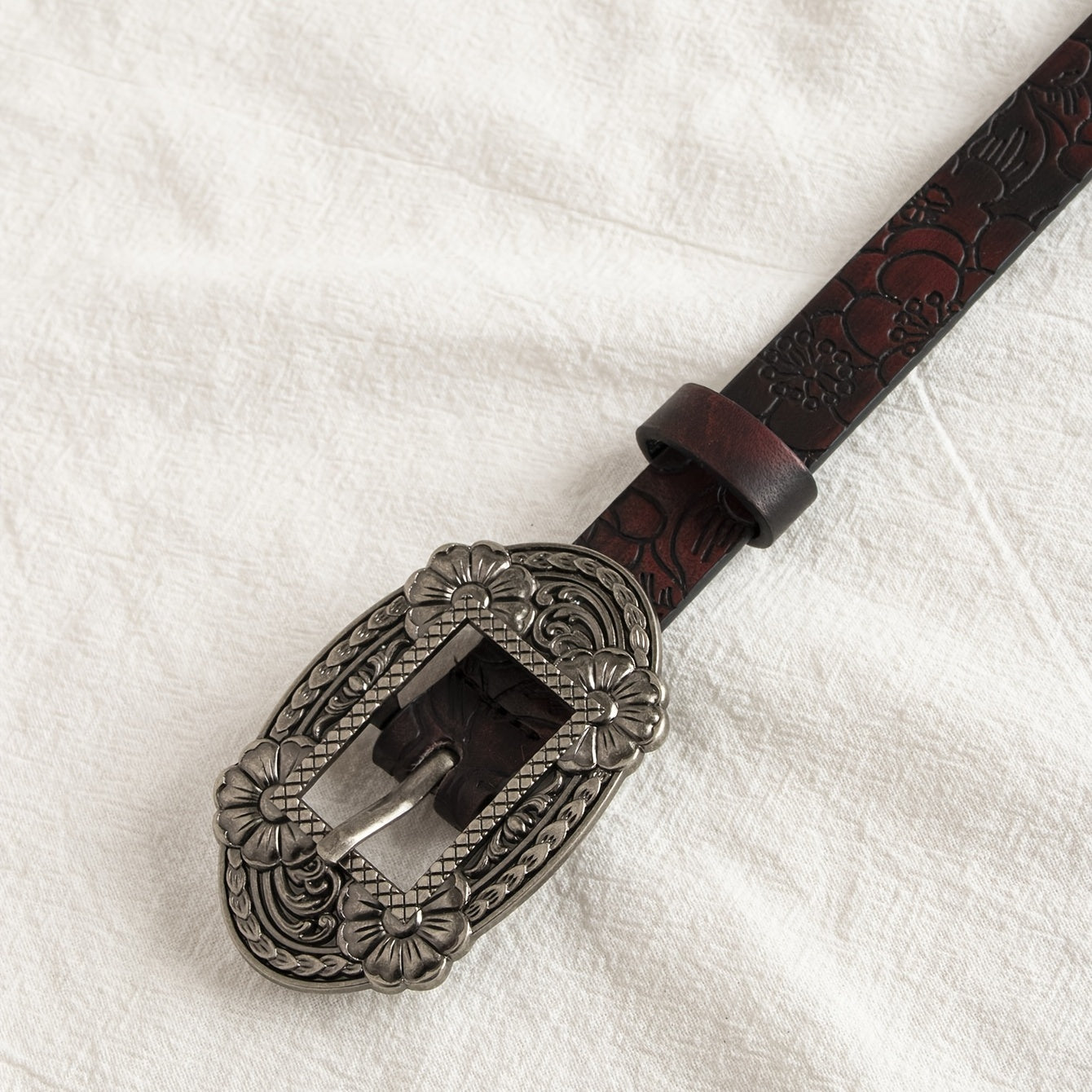 Vintage Carved Buckle PU Belt Flower Pattern Embossed Belt For Women