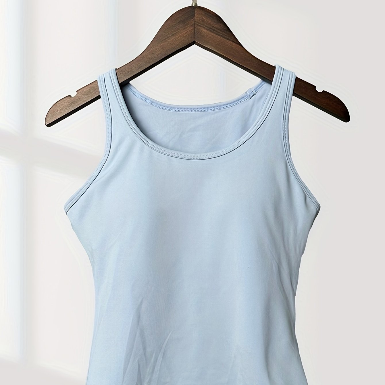 Women's Padded Sports Tank Top Workout Running Fitness Yoga Sleeveless Shirts