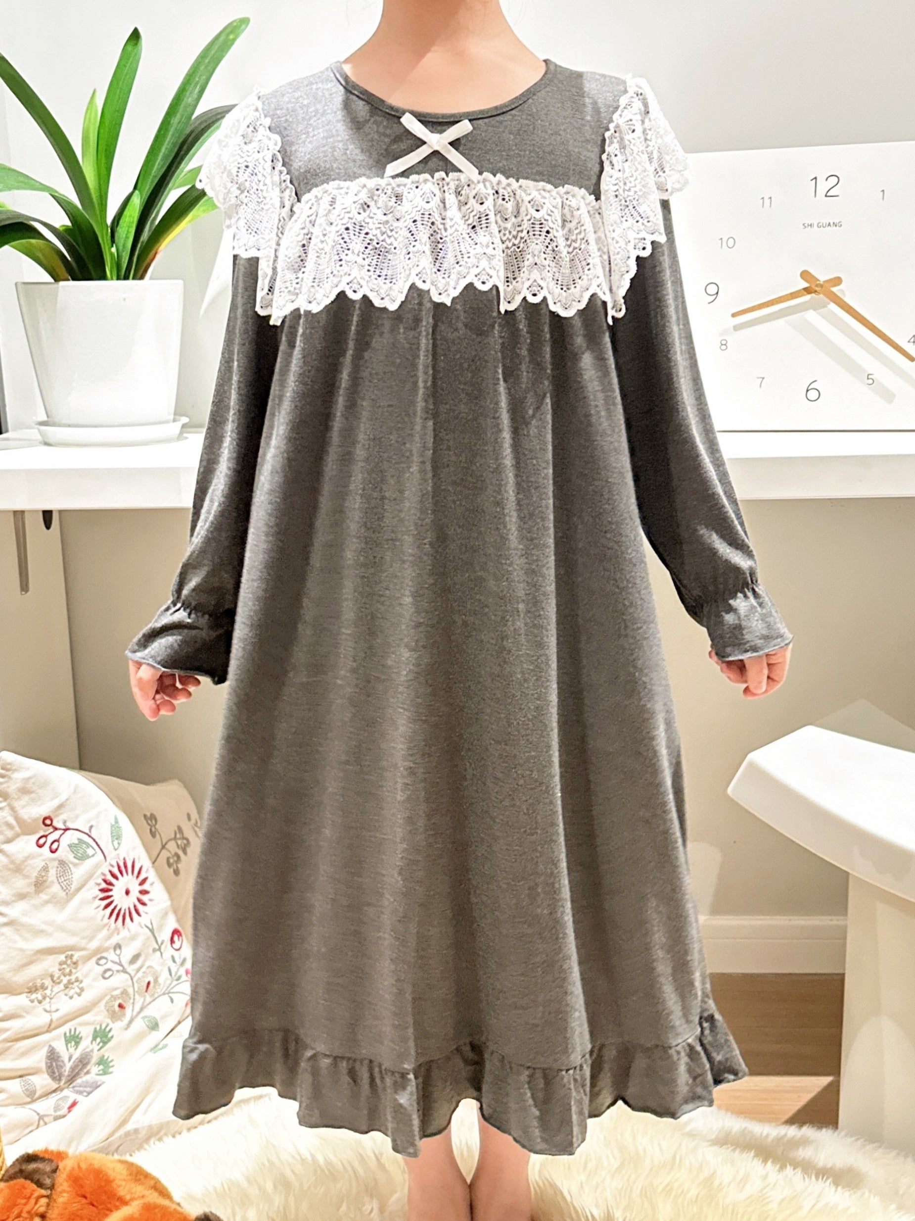 Girls Nightdress Long Sleeve Round Neck Princess Dress Lace Bow Decor