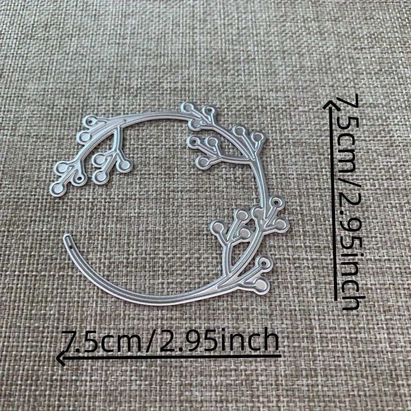 1pc Berry Ring Metal Cutting Dies Stencil Artistic Paper Embossing Dies Stencil