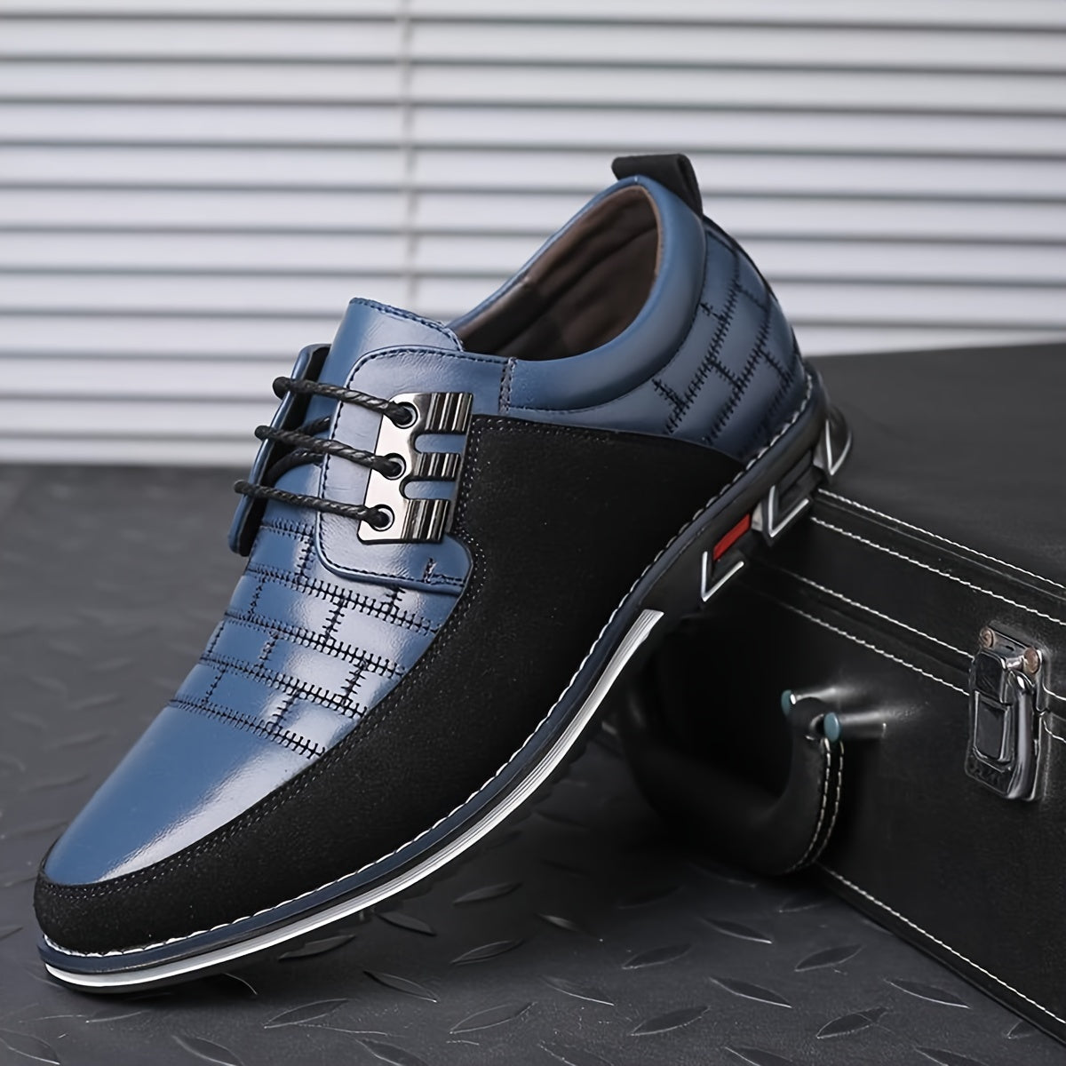 Men's Plaid Derby Shoes Classic Style Business Wear Non Slip