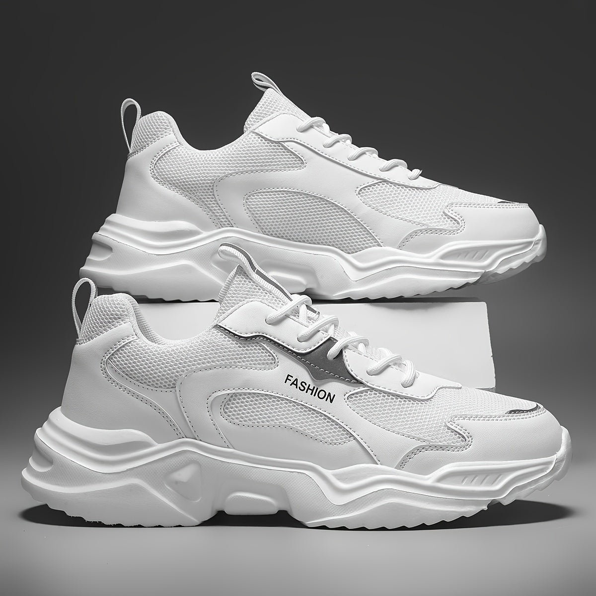 Men's Reflective Chunky Shoes Non Slip Lace Up Sneakers For Outdoor Activities