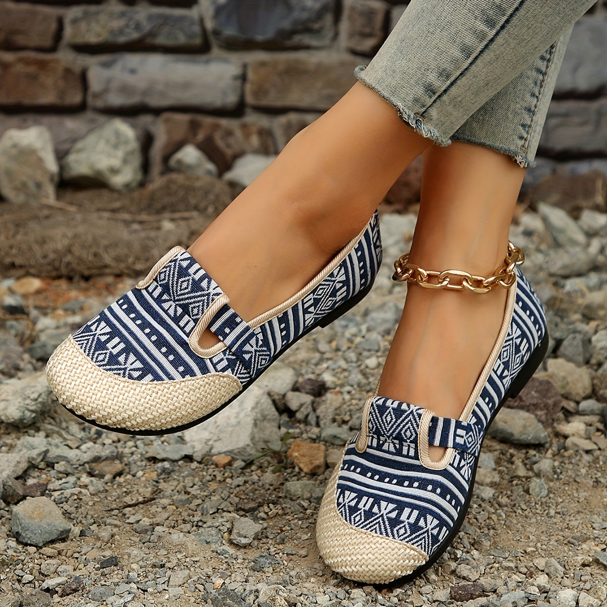 Women's Geometric Pattern Slip On Flat Shoes Lightweight Walking Shoes