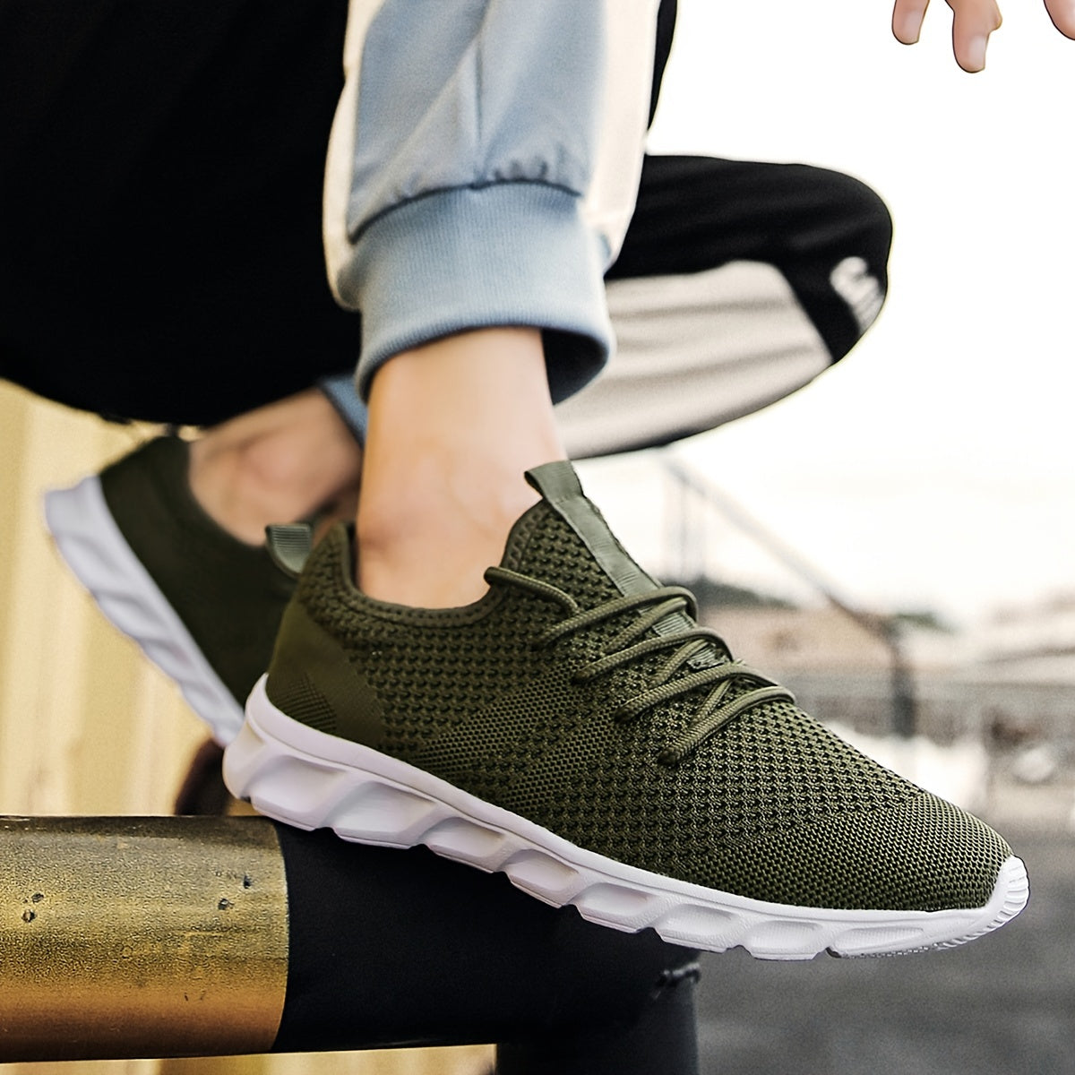 Men's Breathable Comfort Lace Up Casual Shoes Anti skid Sneakers