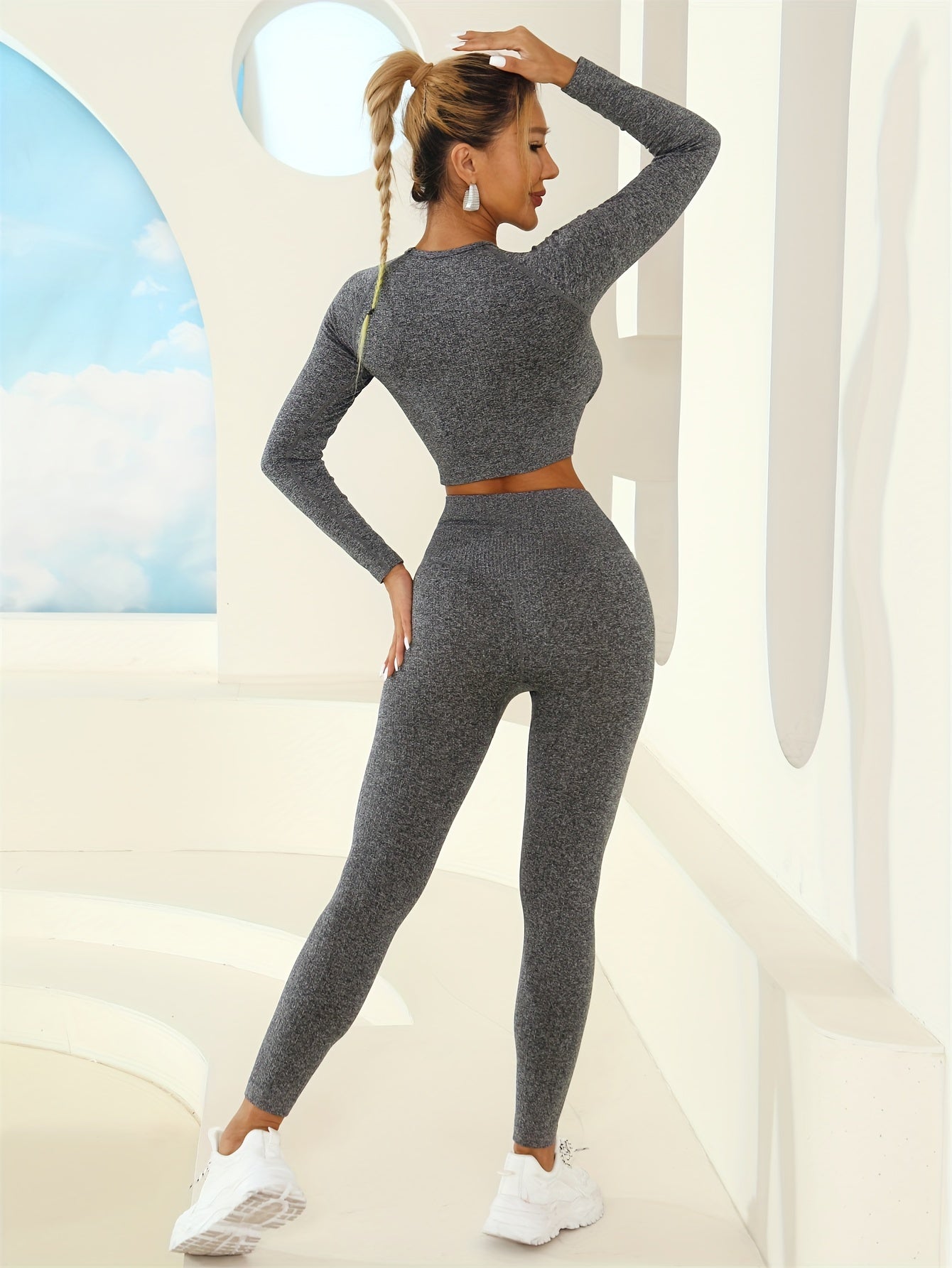 Yoga Workout Set Slim Fit Top & Sports Leggings Women's Activewear
