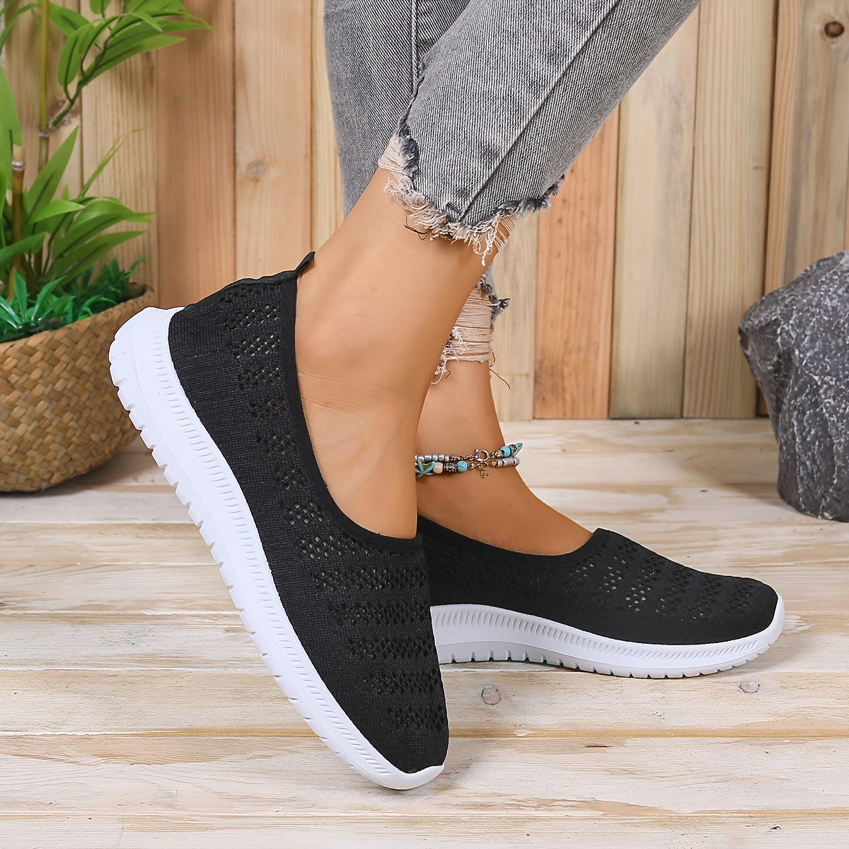 Women's Breathable Slip-on Flat Shoes Soft Sole Casual Shoes