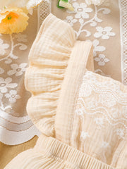 2pcs Baby Girls Lace Ruffle Trim Onesie & Headband Set Clothes