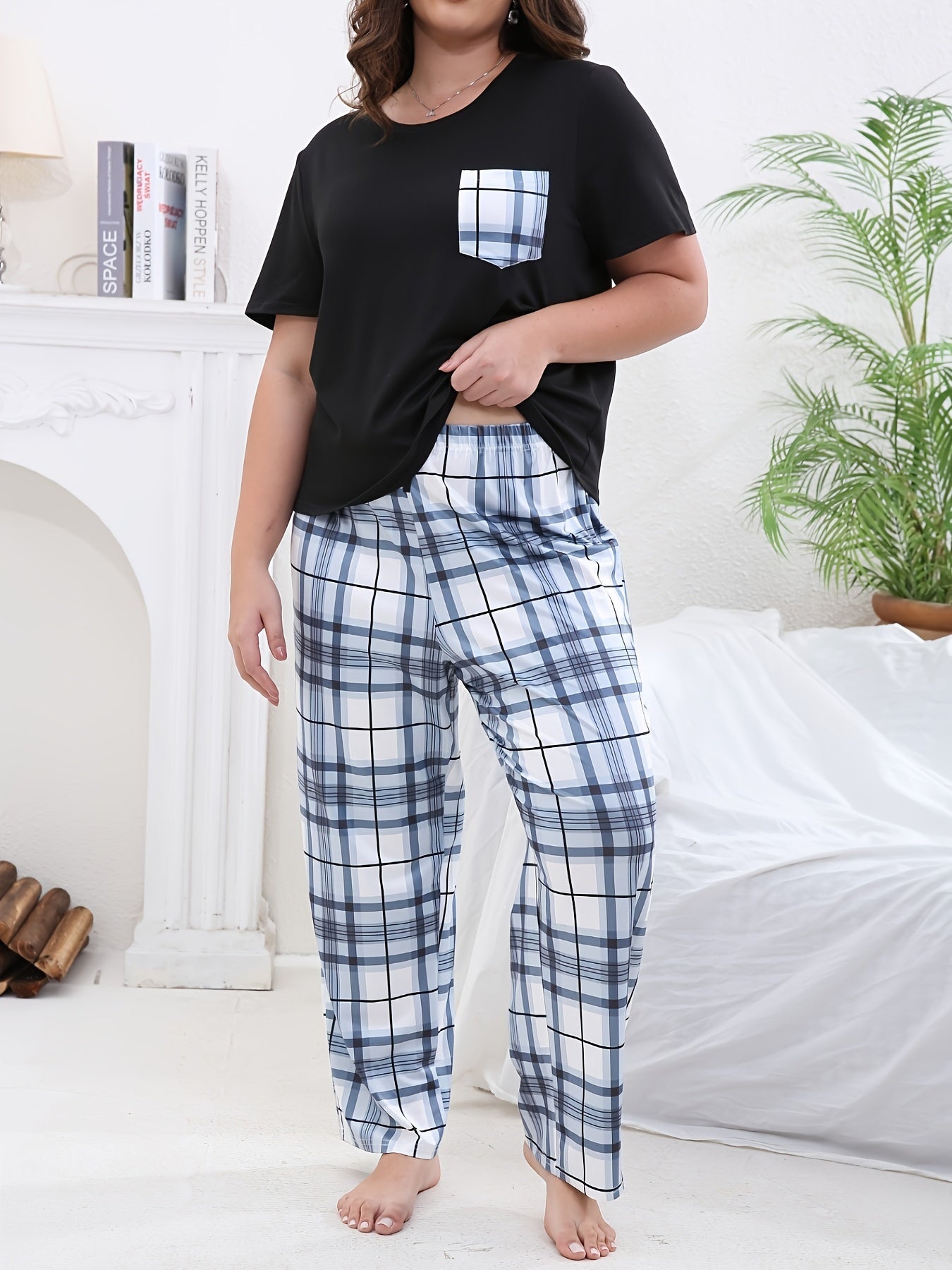 Plaid Print Tee & Pants Lounge Set - Women's Casual 2 Piece