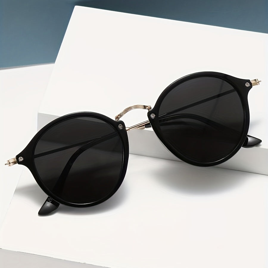 Round Sunglasses Women Retro Summer Outdoor Shades Classic Vintage