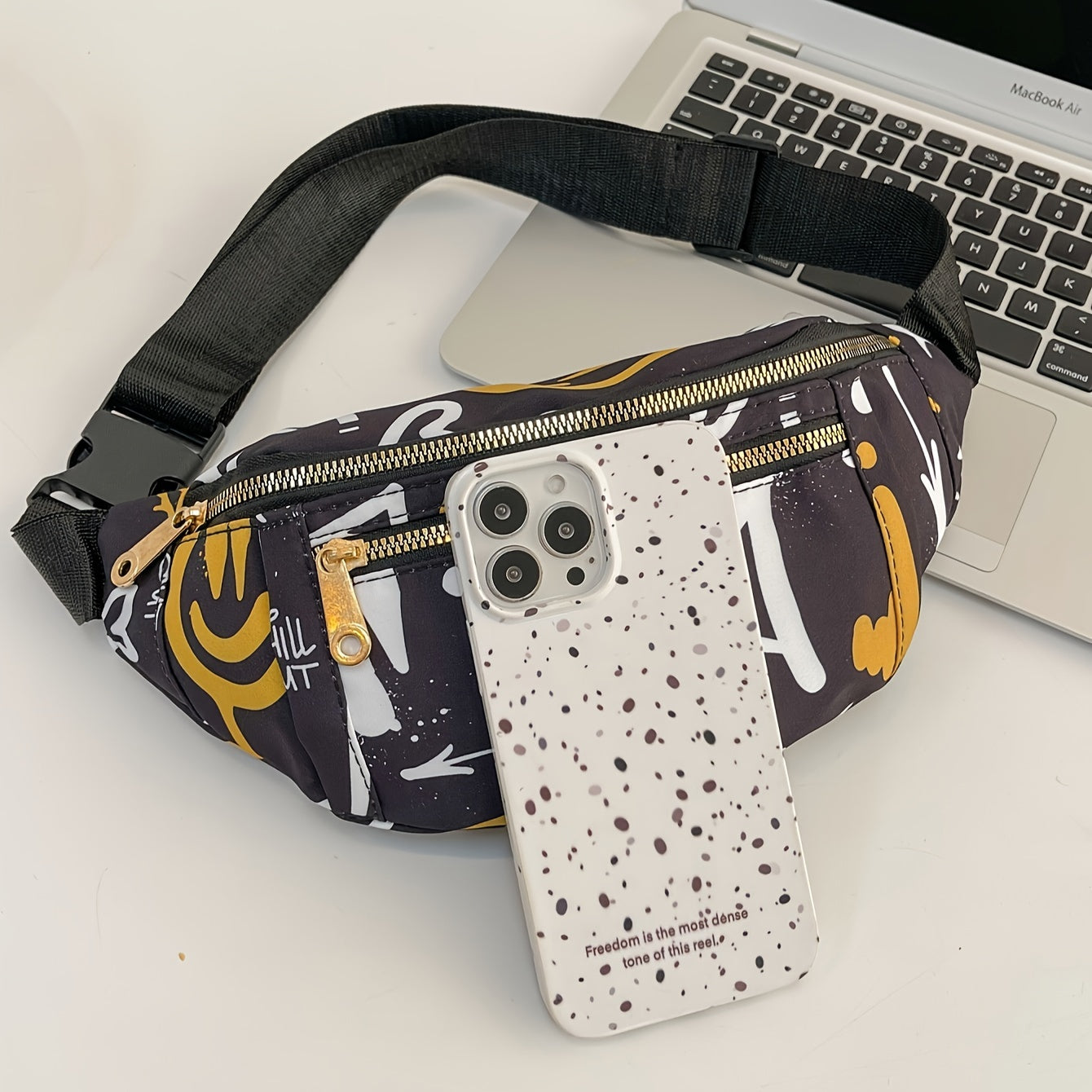 Graffiti Waist Bag for Outdoor Sports Universal Printing Messenger Bag