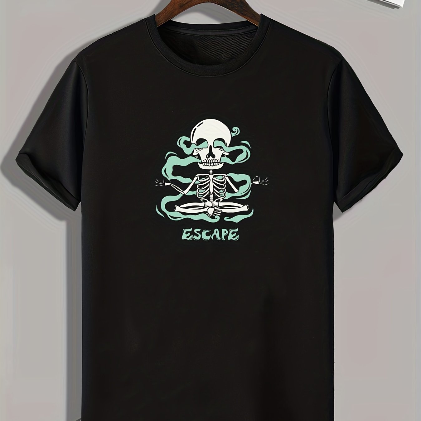 Escape Skeleton Print Men's Comfy T-shirt for Outdoor Summer