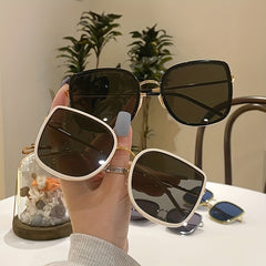 Oversized Square Frame Polarized Sunglasses UV400
