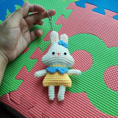 Woven Rabbit Doll Handbag for Family and Friends