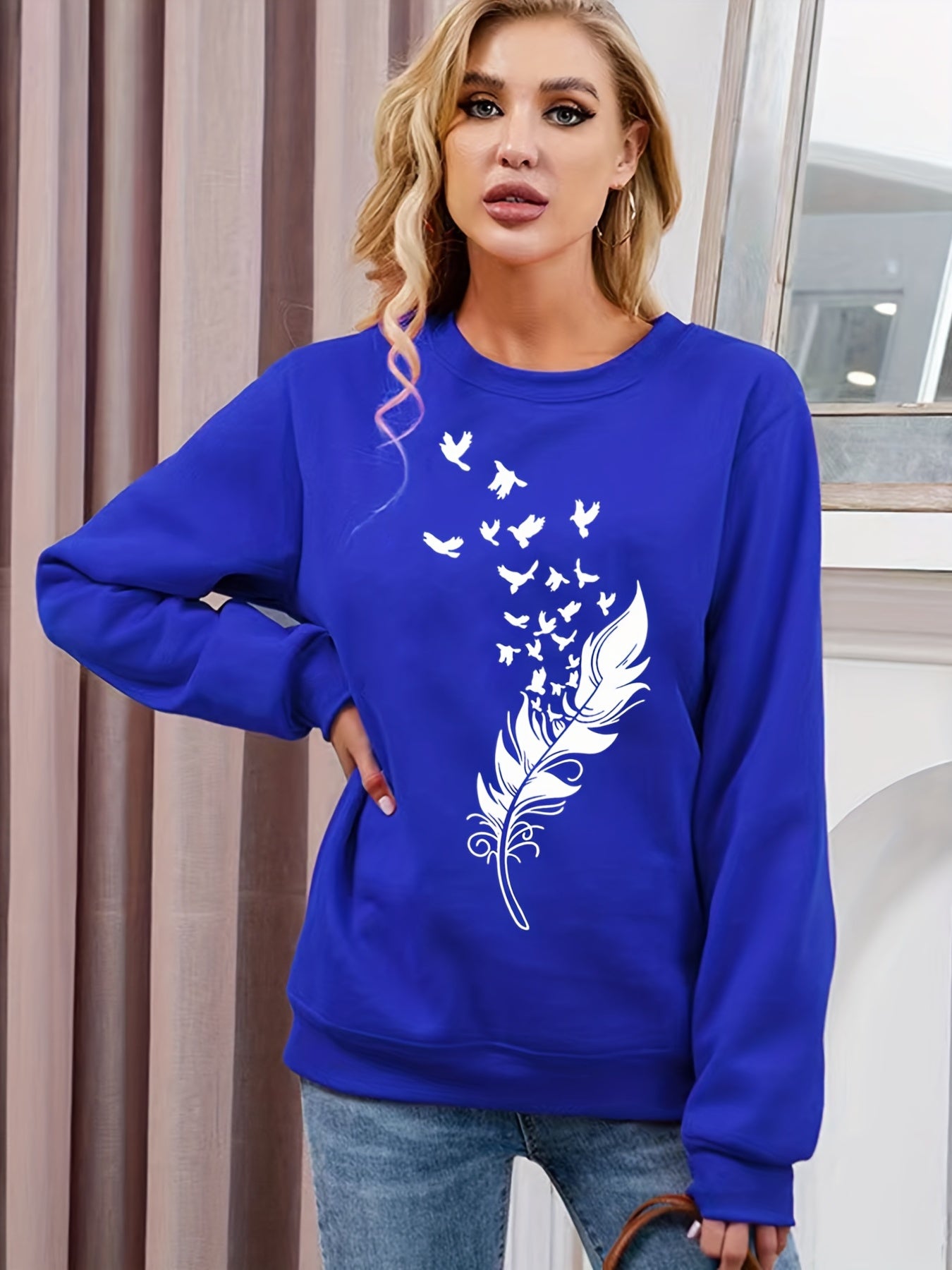 Feather Print Pullover Sweatshirt Loose Fit for Fall & Winter