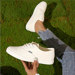 Women's Canvas Sneakers Lace Up Low Top Walking Shoes Lightweight Flat