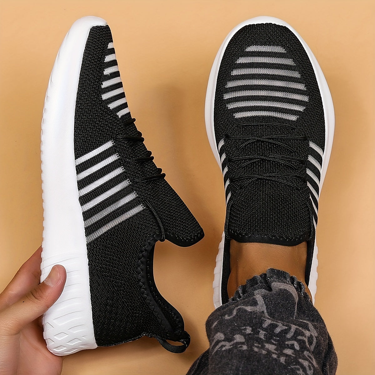 Women's Striped Running Shoes Lightweight Lace Up Gym Sneakers