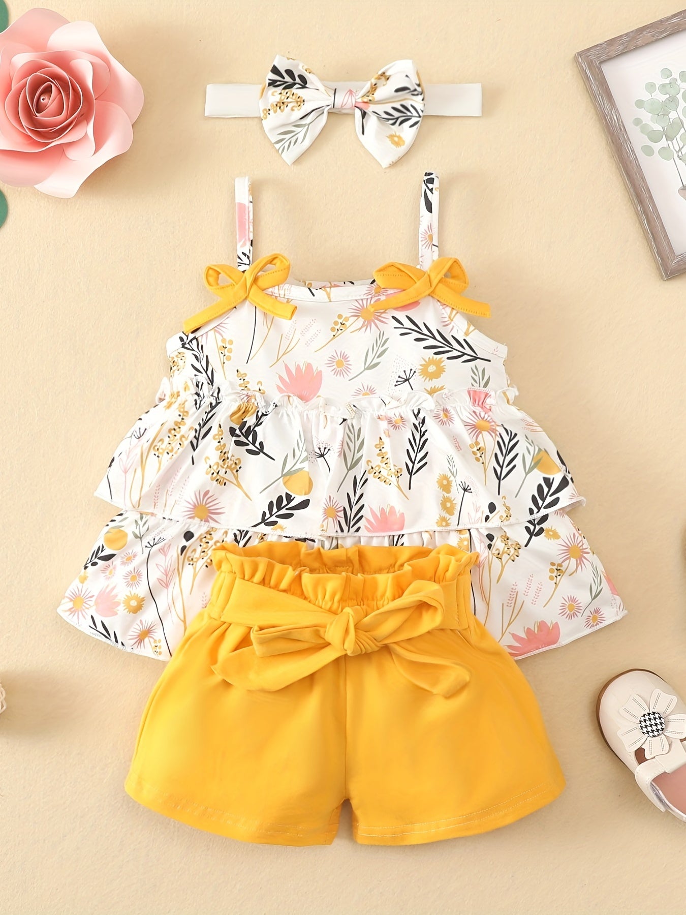 3pcs Baby Girls Botanical Flowers Graphic Cami Shorts Set
