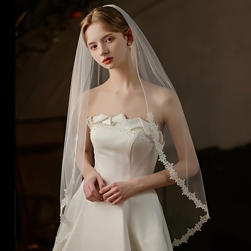 Romantic Floral Embroidery Veil with Comb for Bride