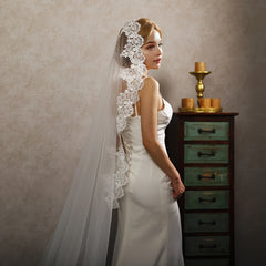 Vintage Inspired Bridal Veil Headpiece Lace Trim Wedding Accessory