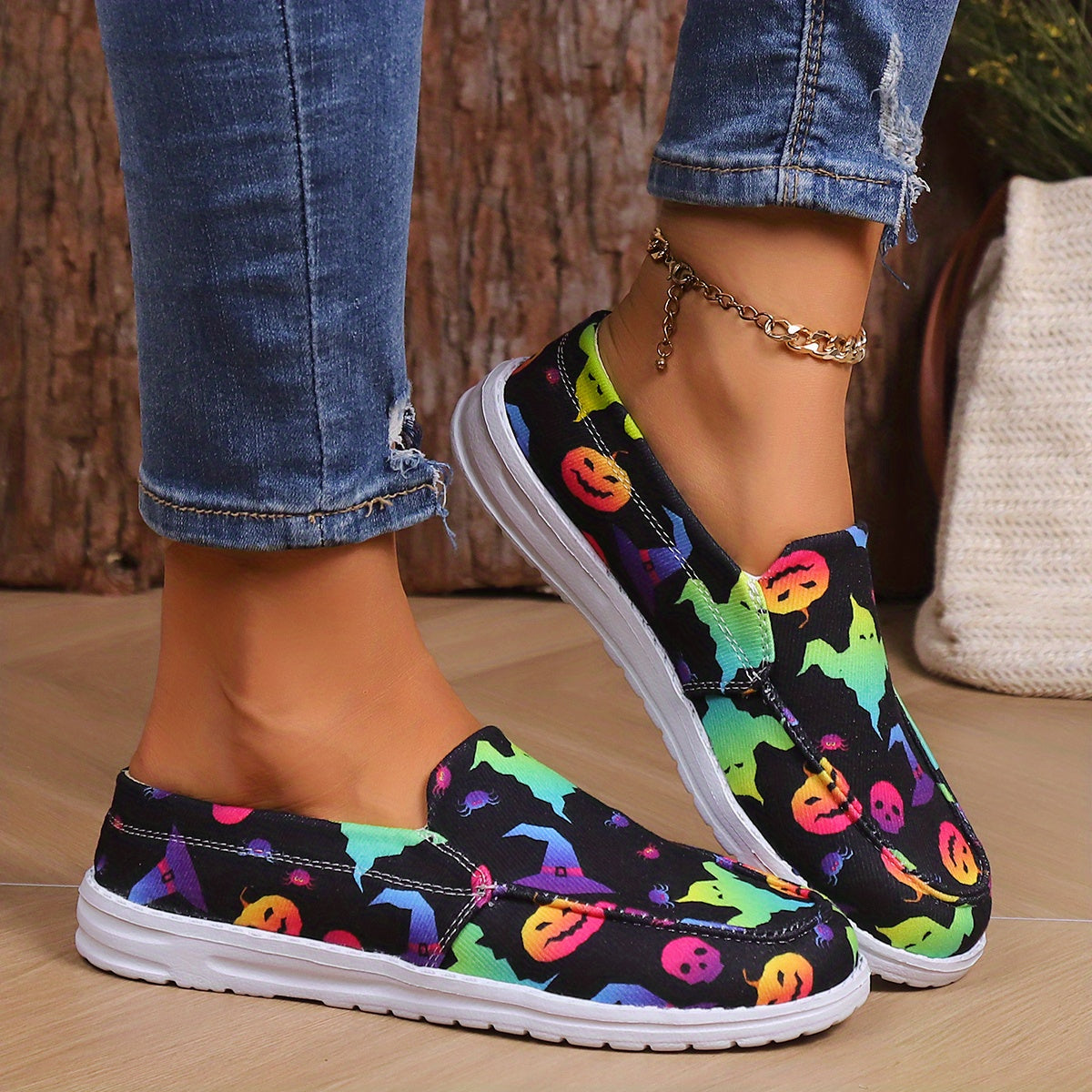 Halloween Pumpkin & Bat Print Slip-On Canvas Sneakers
