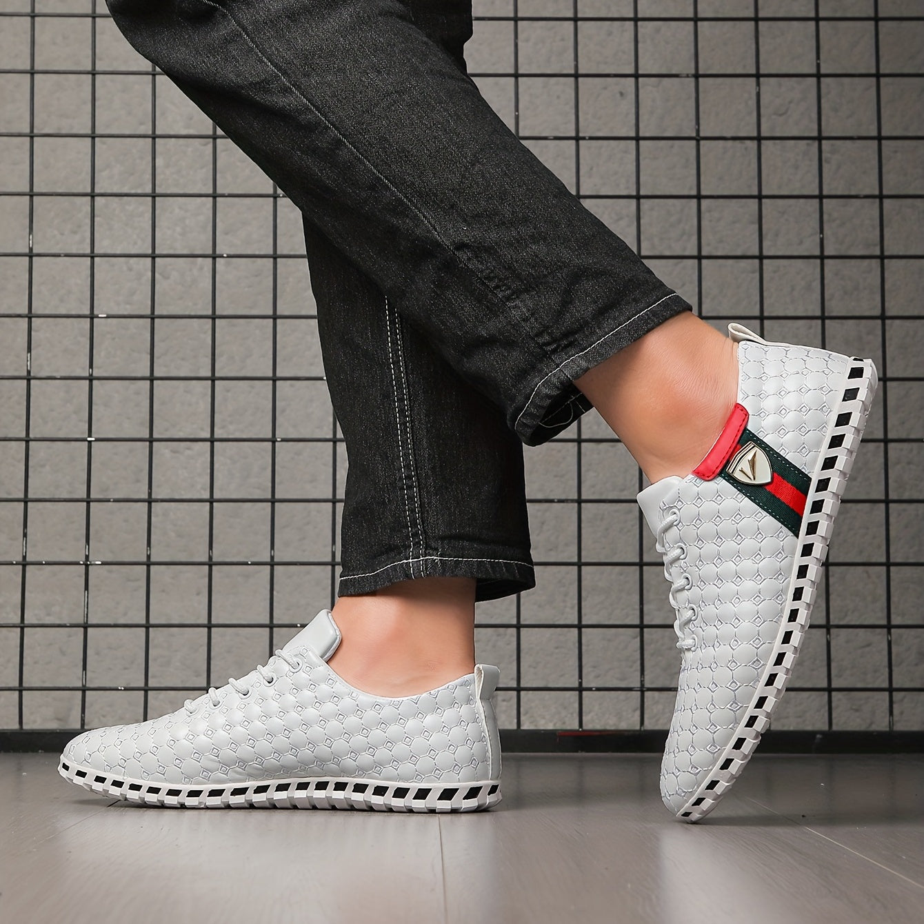 Men's Lightweight Non Slip Sneakers for Spring/Summer