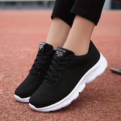 Women's Lightweight Mesh Running Shoes Lace-up Sneakers
