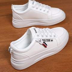 Women's Letter Graphic Skate Shoes Zip Lace Sporty Platform Sneakers