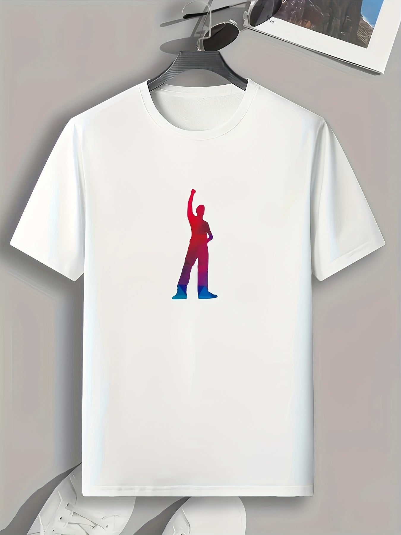 Pattern Print Men's Sports T-shirt Graphic Tee for Fitness Activities
