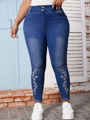 Floral Embroidery Skinny Jeans Plus Size