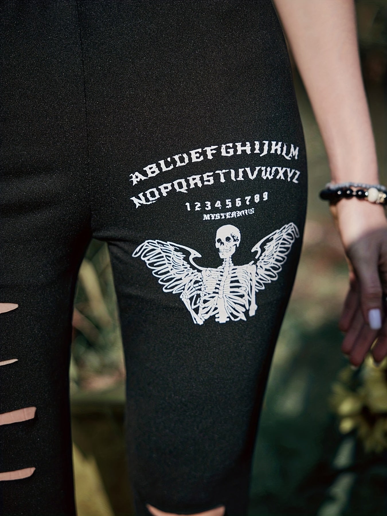 Skeleton & Letter Print Skinny Leggings Casual Cut Out