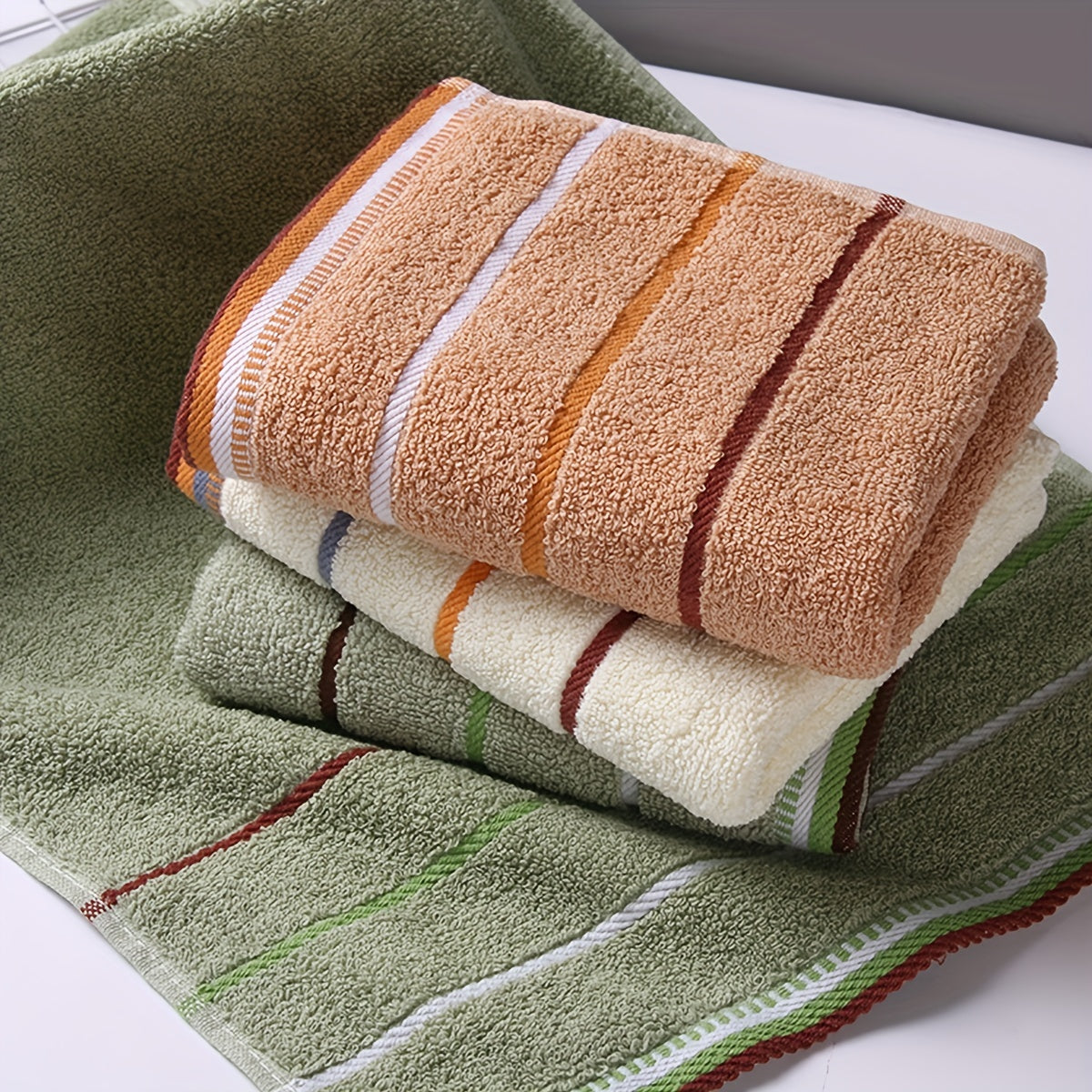 Striped Pattern Hand Towel Soft Skin-Friendly Absorbent Towel