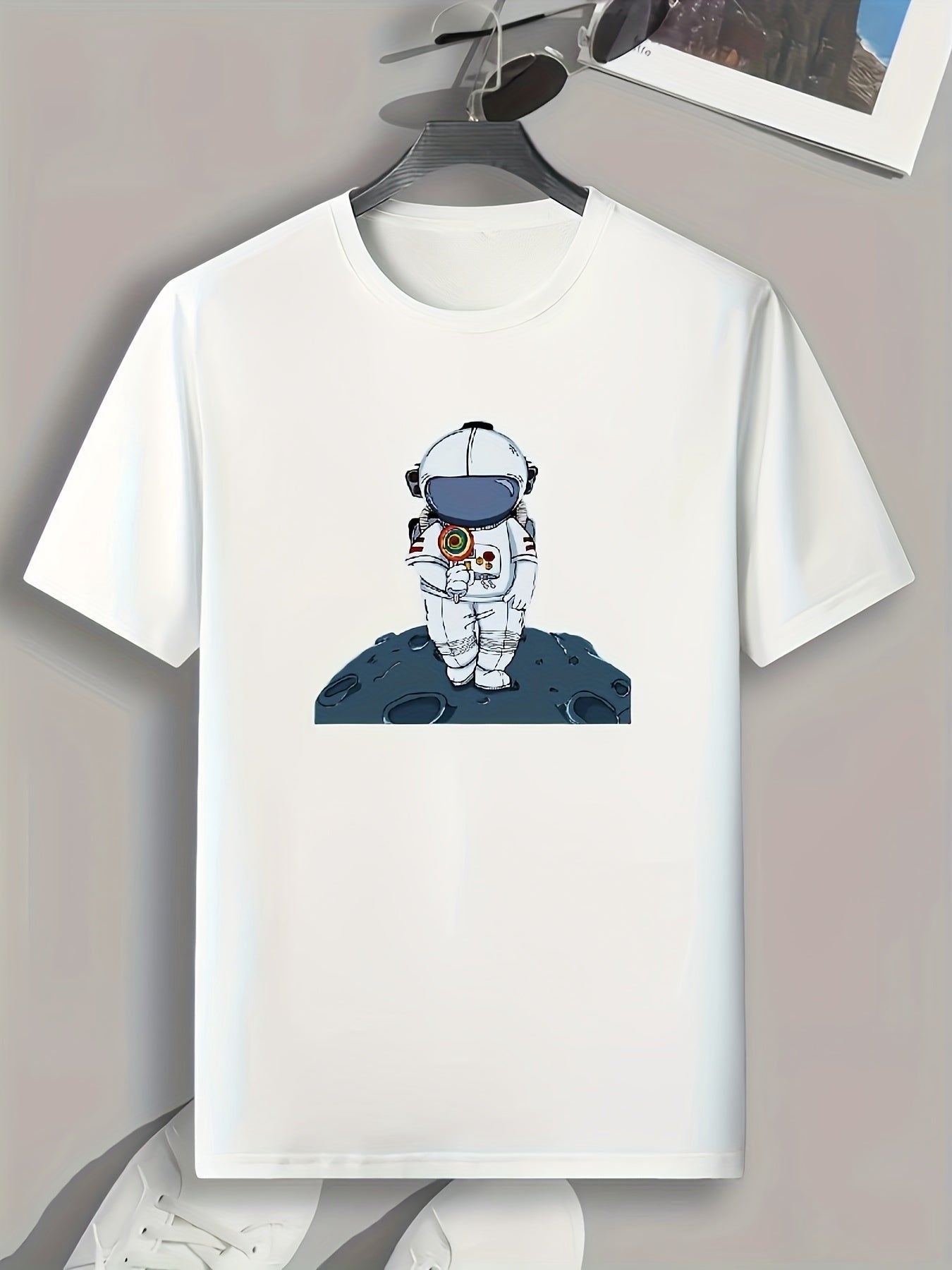 Astronaut Print Men's Graphic T shirt for Summer