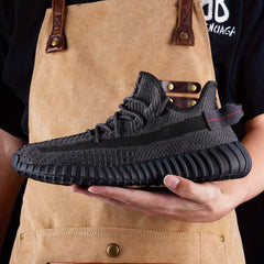 Men's Lightweight Lace Up Sneakers